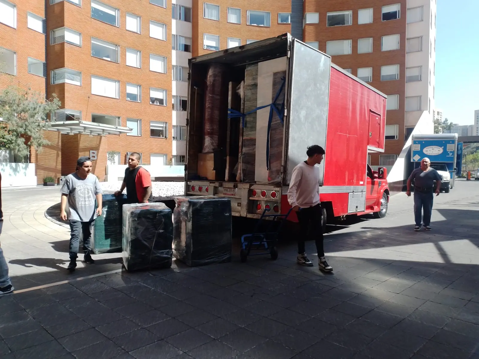 Mudanzas corporativas